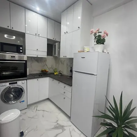 White Apartment Athens Exterior photo