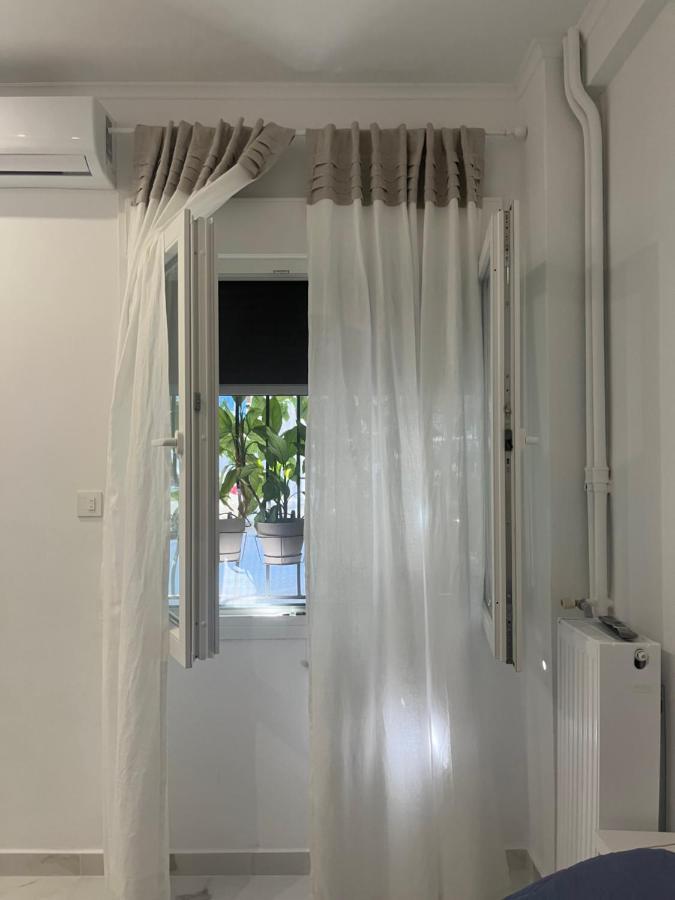 Apartment White *