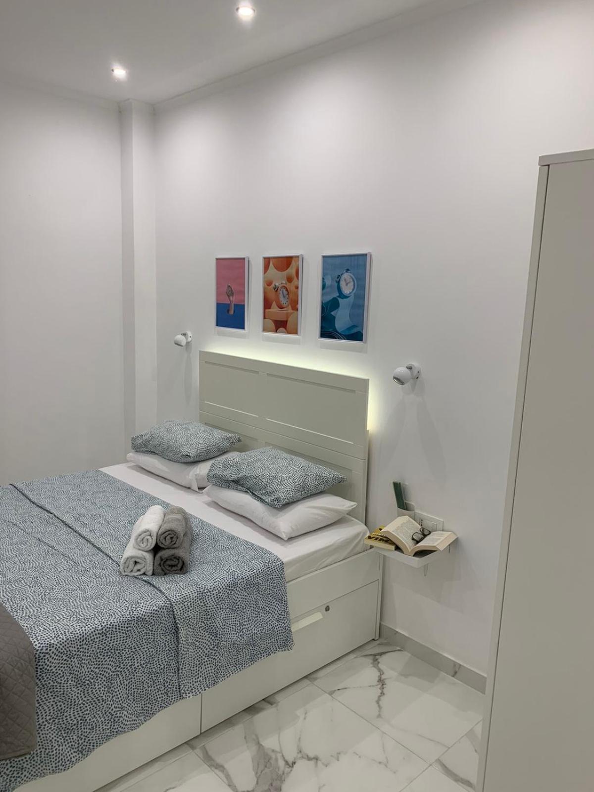 Apartment White Athens